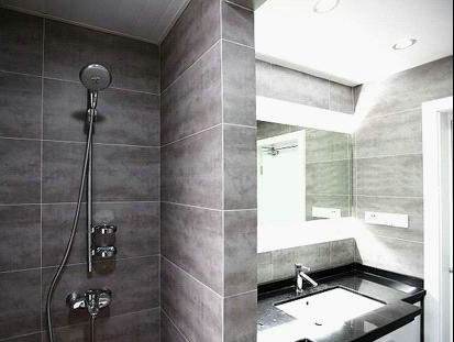 挑选浴室瓷砖颜色 打造一个高逼格的浴室