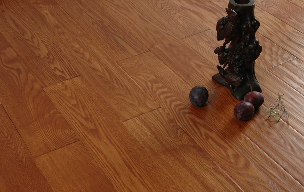 实木地板有哪些材质，都有什么样的优缺点？