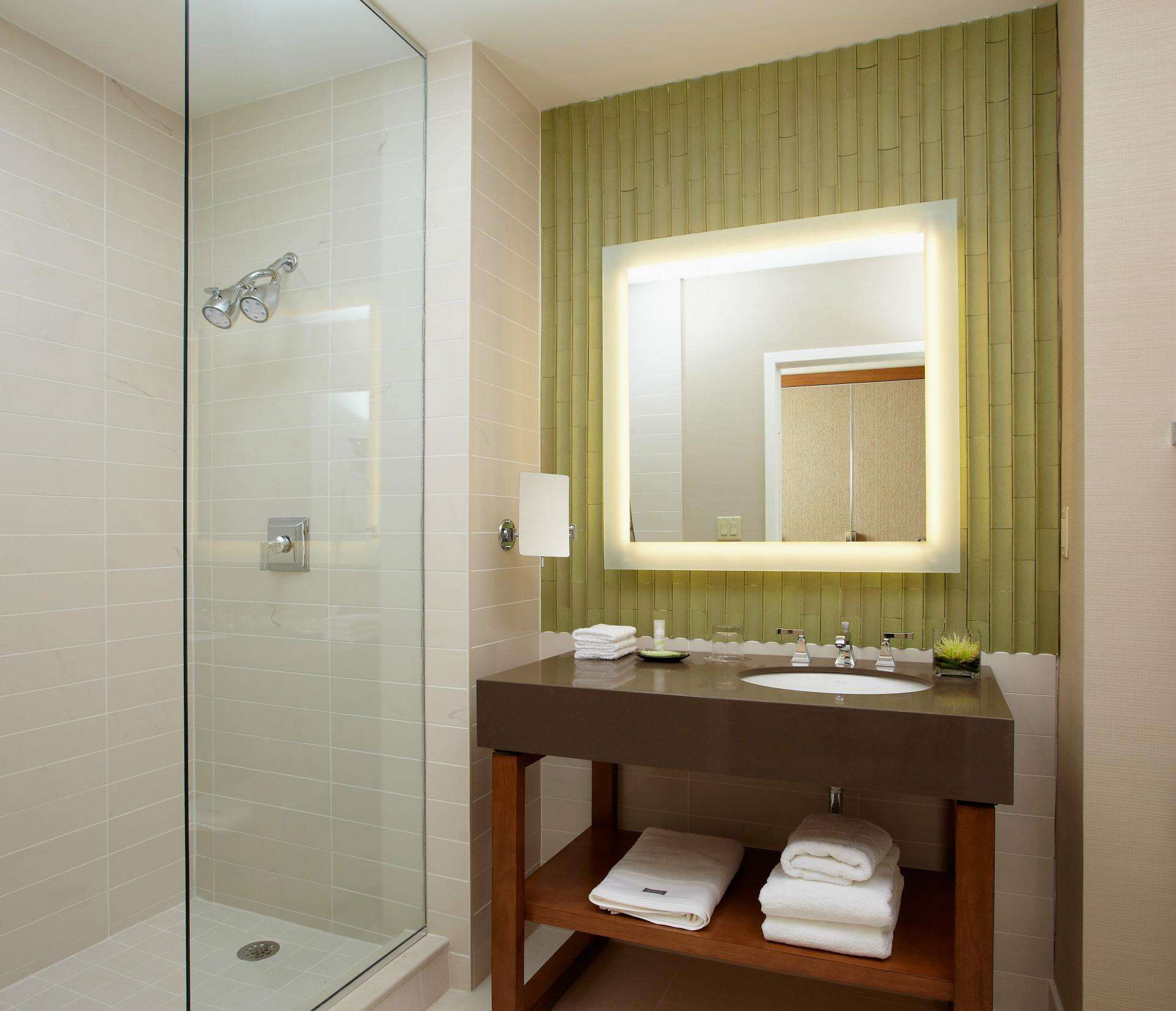 浴室镜如何设计才能提升浴室格调