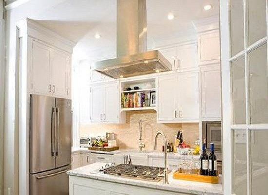 现代简约厨房设计，让小厨房不再狭窄